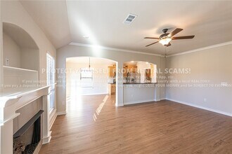 4491 W Newton Ave in Fayetteville, AR - Building Photo - Building Photo