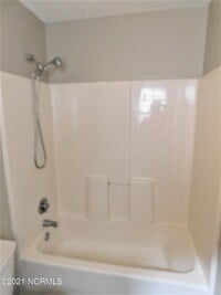 100 Meadowbrook Ln photo'