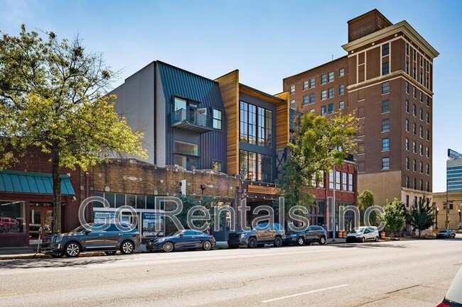 2212 Morris Ave in Birmingham, AL - Building Photo - Building Photo