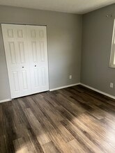 366 Stephens Rd in Akron, OH - Foto de edificio - Building Photo