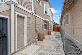 2622 Adeline St in Oakland, CA - Building Photo - Building Photo