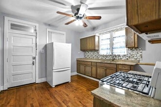 1302 S 61st Ave in Cicero, IL - Building Photo - Building Photo