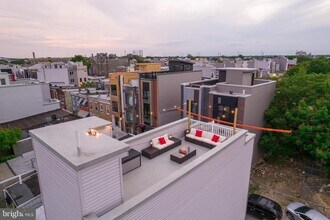 1513 S Lambert St in Philadelphia, PA - Building Photo - Building Photo