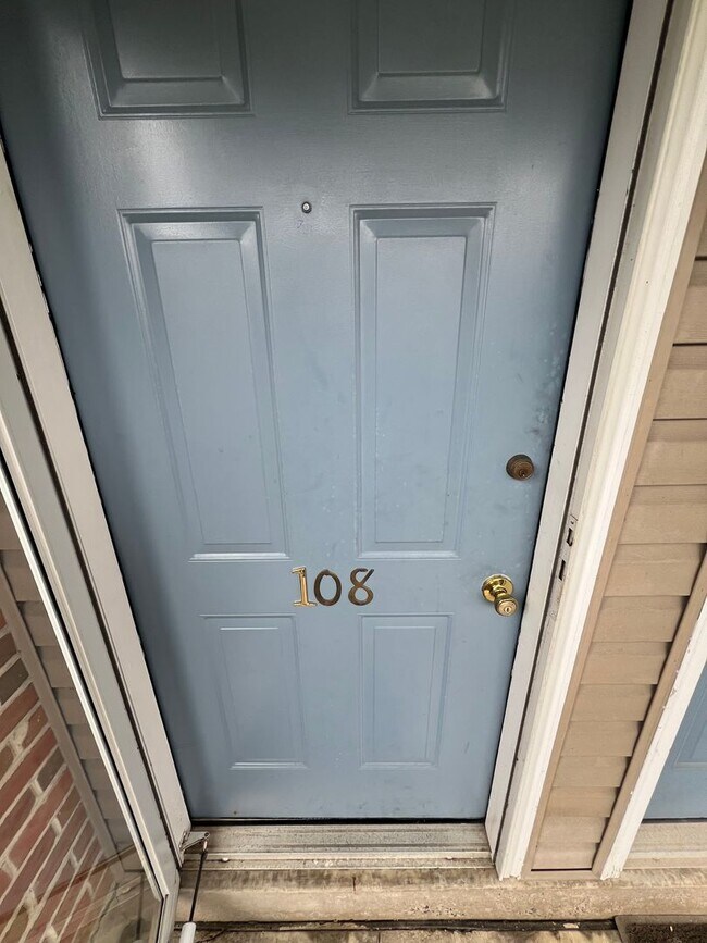 108 Kelly Ct in Wyomissing, PA - Building Photo - Building Photo