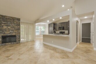 3035 Bluffton Cove in Oviedo, FL - Building Photo - Building Photo