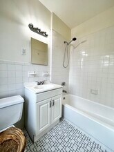 69 Harney Rd, Unit 2B in Scarsdale, NY - Building Photo - Building Photo