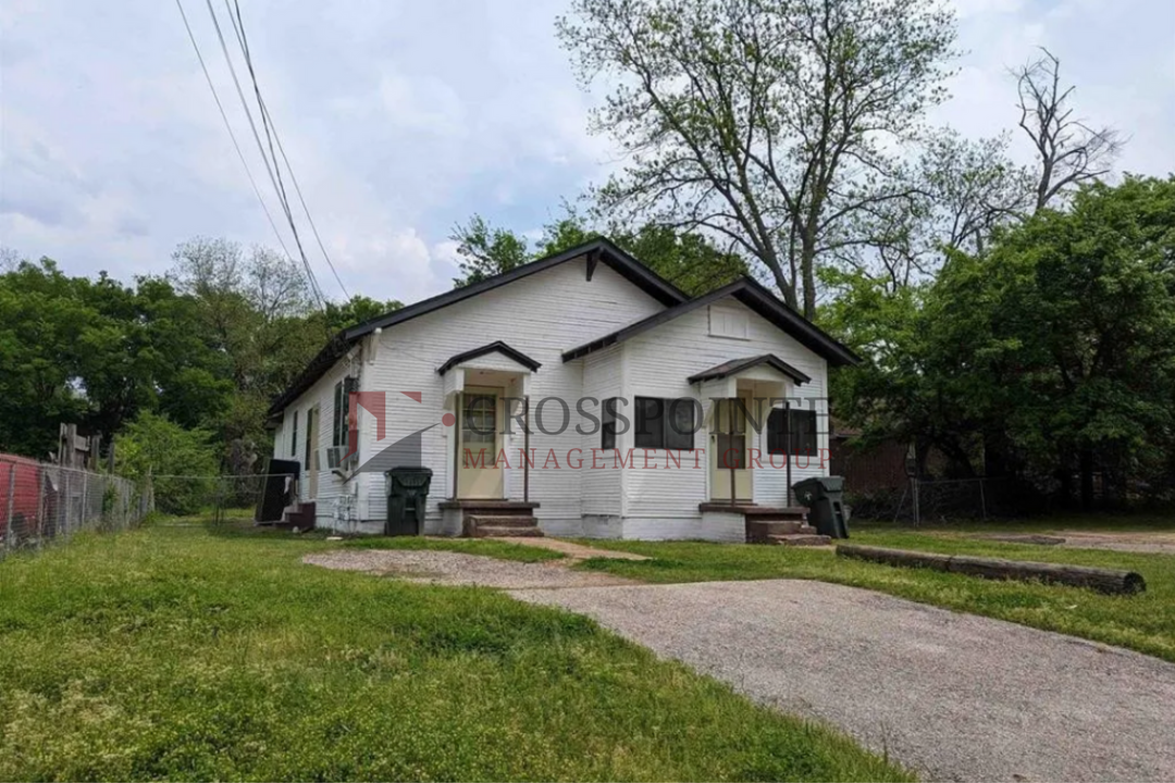 1535 N Tenneha Ave in Tyler, TX - Foto de edificio