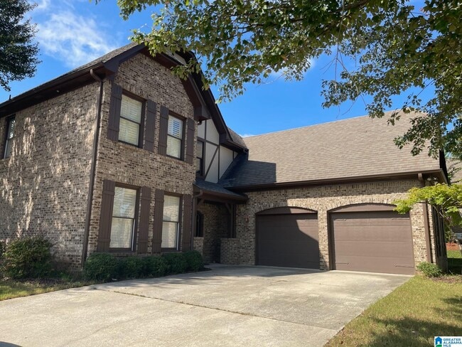 2273 Chalybe Tr