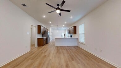 1023 Pecan Harvest Dr in Beasley, TX - Building Photo - Building Photo