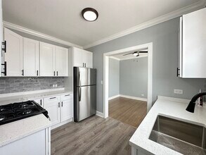 918 Green Bay in Northfield, IL - Building Photo - Building Photo
