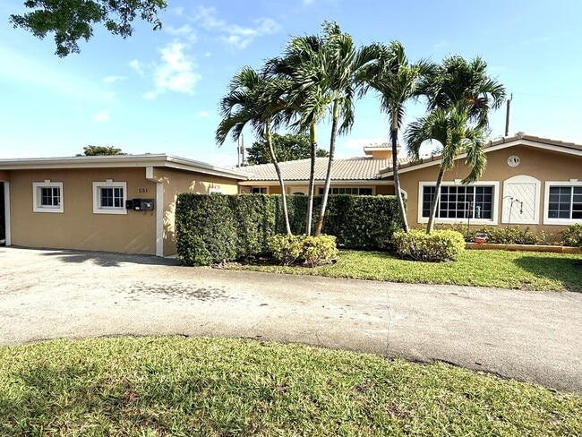 property at 551 SE 15th St