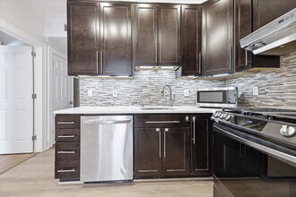 6033 Monitor Pl in West New York, NJ - Building Photo - Building Photo