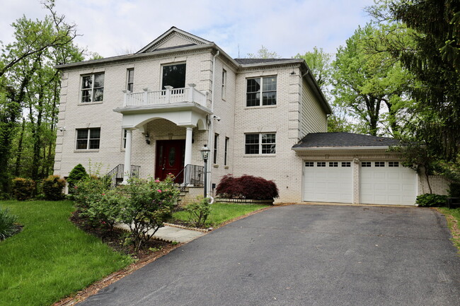 property at 1310 Forestwood Dr