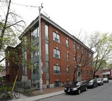 222 Dovercourt Rd in Toronto, ON - Building Photo
