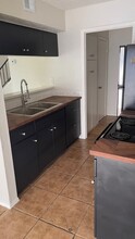 1705 Coronado Hills Dr-Unit -Unit A in Austin, TX - Building Photo - Building Photo