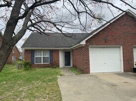 2610 Richard Dr in Greenville, NC - Building Photo