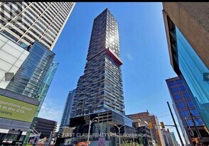 8 Eglinton Ave E in Toronto, ON - Building Photo