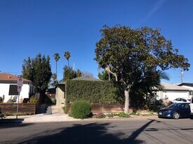 1103 Harrison Ave in Venice, CA - Building Photo