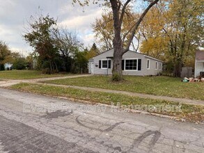 3747 Barbarosa Dr in Dayton, OH - Building Photo - Building Photo