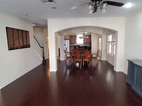 7143 Laguna Villas in Houston, TX - Building Photo - Building Photo