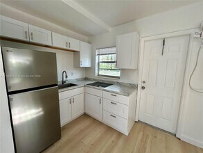 601 NW 90th St in El Portal, FL - Building Photo - Building Photo