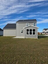 9425 Newbury Ln in Whitehouse, OH - Building Photo - Building Photo