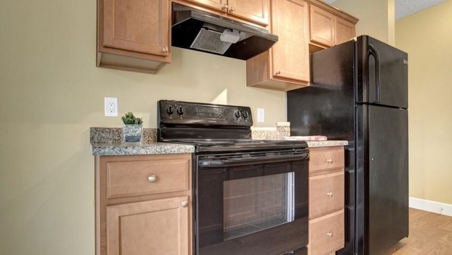 The Mews in Prince Albert, SK - Building Photo - Interior Photo