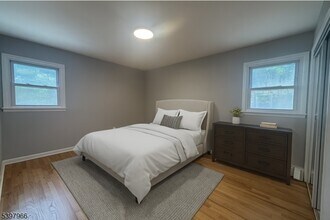 34 Warman St in Montclair, NJ - Building Photo - Building Photo