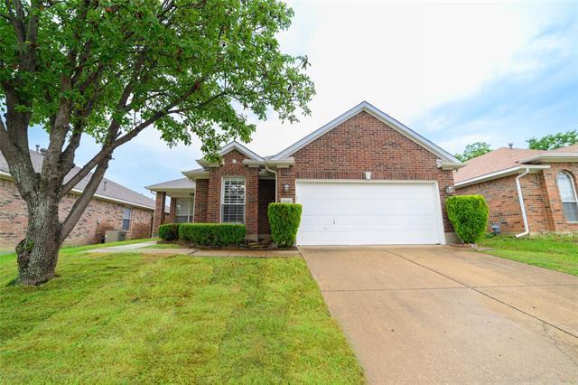 1350 Mill Wood Ln in Garland, TX - Building Photo