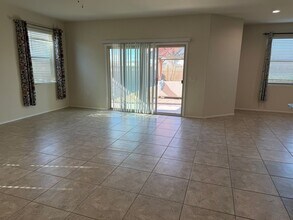 3090 N Lainey Ln in Buckeye, AZ - Foto de edificio - Building Photo