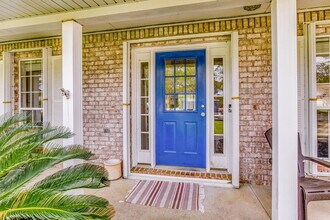 5217 Choctaw Ave in Pensacola, FL - Building Photo - Building Photo