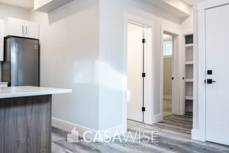 10934-10972 72 Ave NW in Edmonton, AB - Building Photo - Building Photo