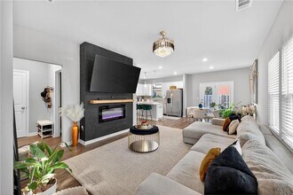 1104 Elyse Ln in Mableton, GA - Building Photo - Building Photo