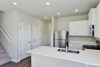 1311 E 53rd St in Tacoma, WA - Building Photo - Building Photo