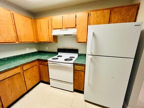 526 Locher Aly in Louisville, KY - Building Photo - Building Photo