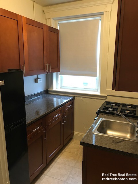 property at 1185 Boylston St