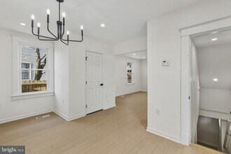 507 Washburn Ave in Baltimore, MD - Building Photo - Building Photo