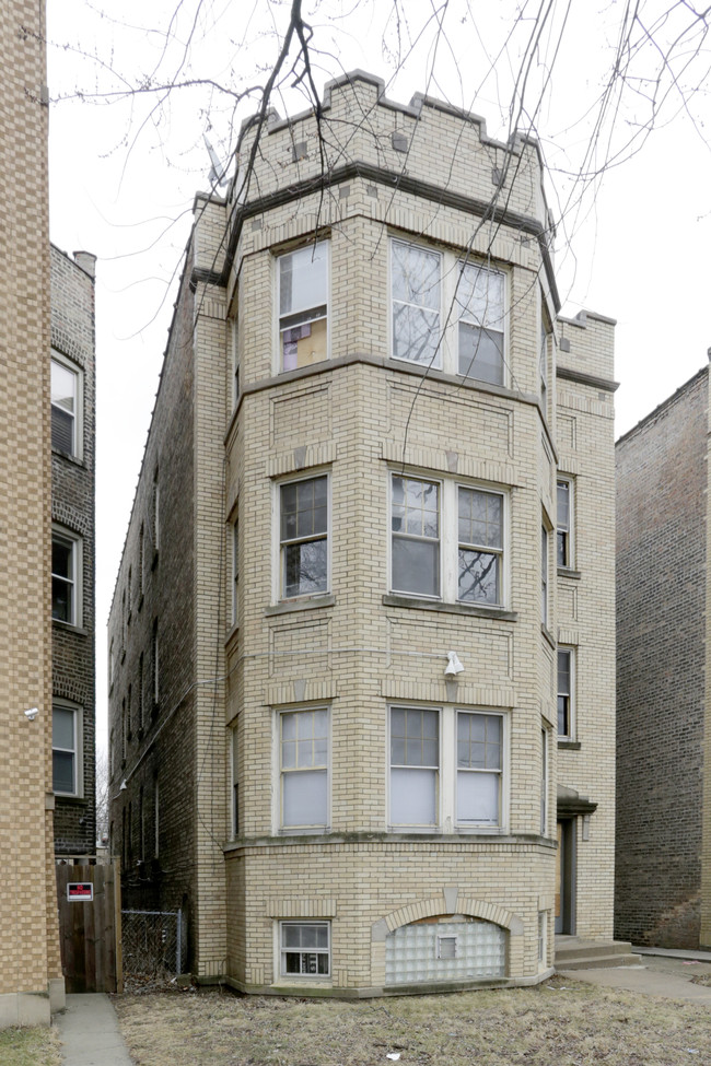 6317 N Washtenaw Ave in Chicago, IL - Building Photo - Building Photo