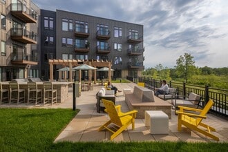 Starkweather Place in Madison, WI - Foto de edificio - Building Photo