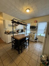 40 Litchfield St, Unit 3 in Boston, MA - Foto de edificio - Building Photo
