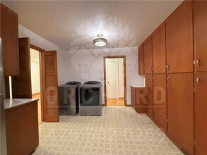 1549 W Markham Rd in Fayetteville, AR - Building Photo - Building Photo