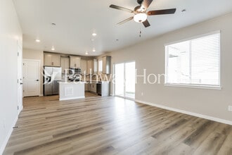 17913 E 94th Pl in Commerce City, CO - Building Photo - Building Photo