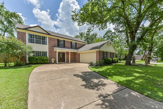 2711 Weald Way Ct in Spring, TX - Foto de edificio - Building Photo