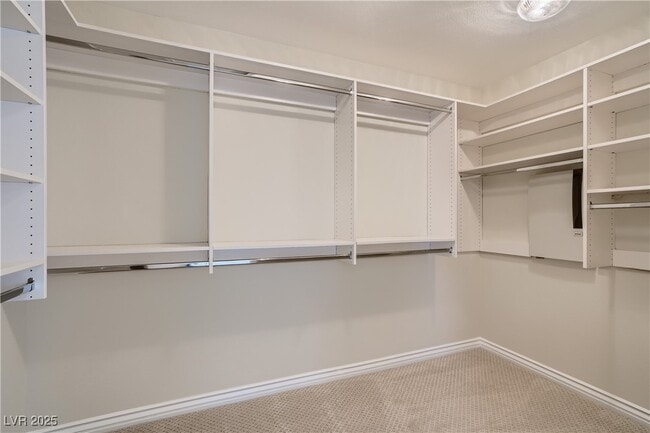 property at 3625 Alcantara Ln