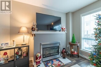 460 Templeford Ave in Ottawa, ON - Building Photo - Building Photo