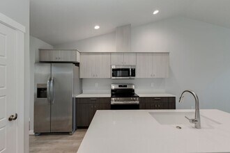 12191 W Barrington Dr in Nampa, ID - Building Photo - Building Photo