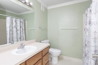 25820 Maritime Cir N, Unit Maritime Cir North in Harrison Township, MI - Building Photo - Building Photo