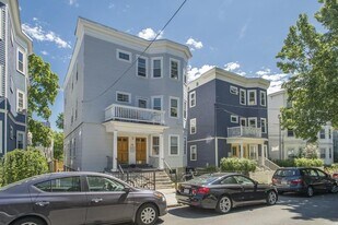 23 Tufts St, Unit 3 in Cambridge, MA - Building Photo