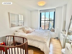 341 W 11th St in New York, NY - Building Photo - Building Photo