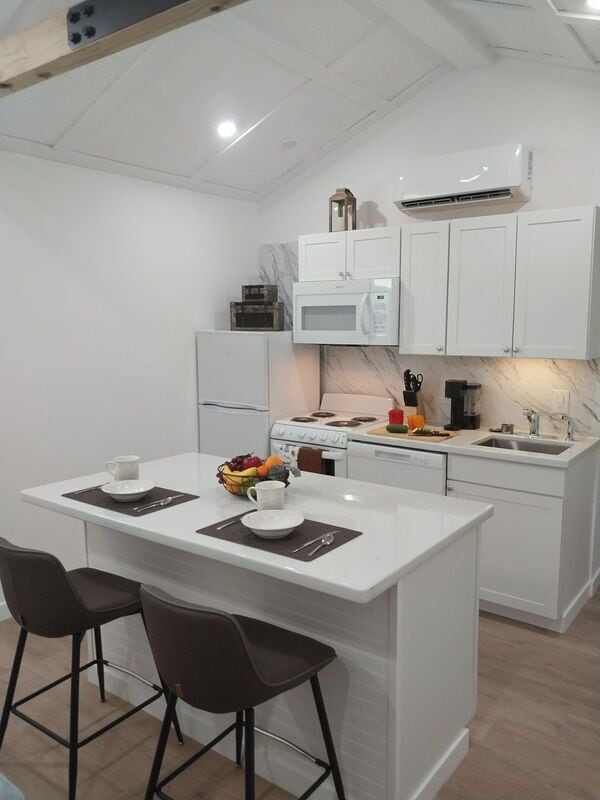 property at 720 Pritchett Ln